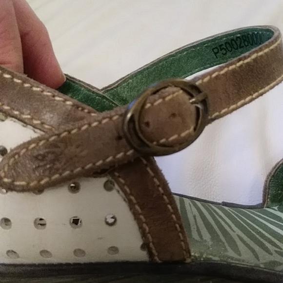 Fly London white/brown wedge Sz40 - Picture 7 of 8